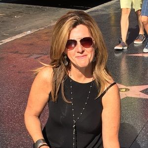 Meet your Posher, Dawn